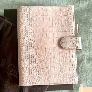 Gillio Appunto Pink Matte Croc Planner Cover